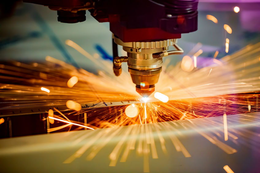 Fiber laser cutting